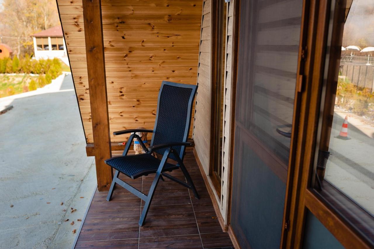 Ferienwohnung La Maria Si Ioana Curtea de Argeş Exterior foto