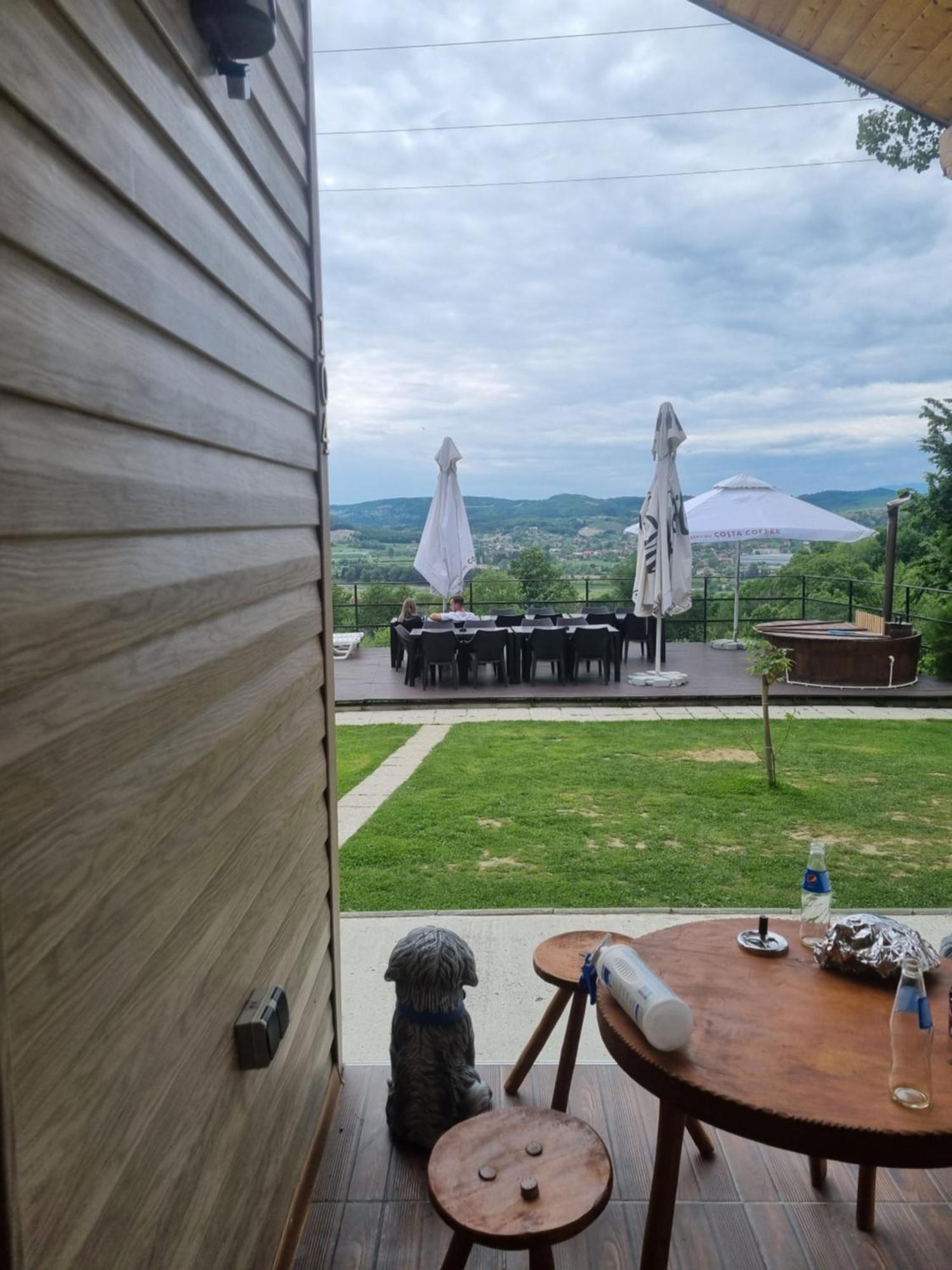 Ferienwohnung La Maria Si Ioana Curtea de Argeş Exterior foto
